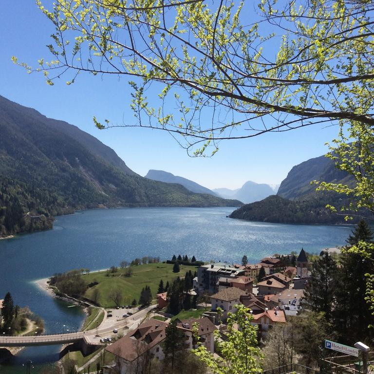 Hotel Aurora Molveno Exterior photo